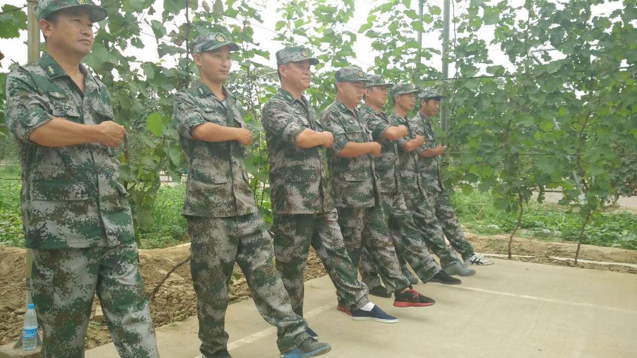 長征駕校教練員軍訓(xùn)活動(dòng)