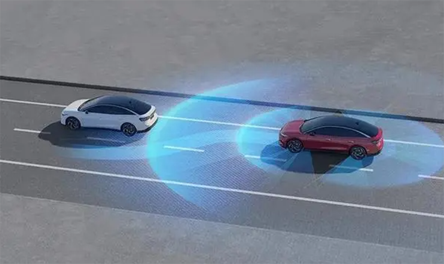 怎樣通過車燈判斷前、后方車輛行駛狀況？